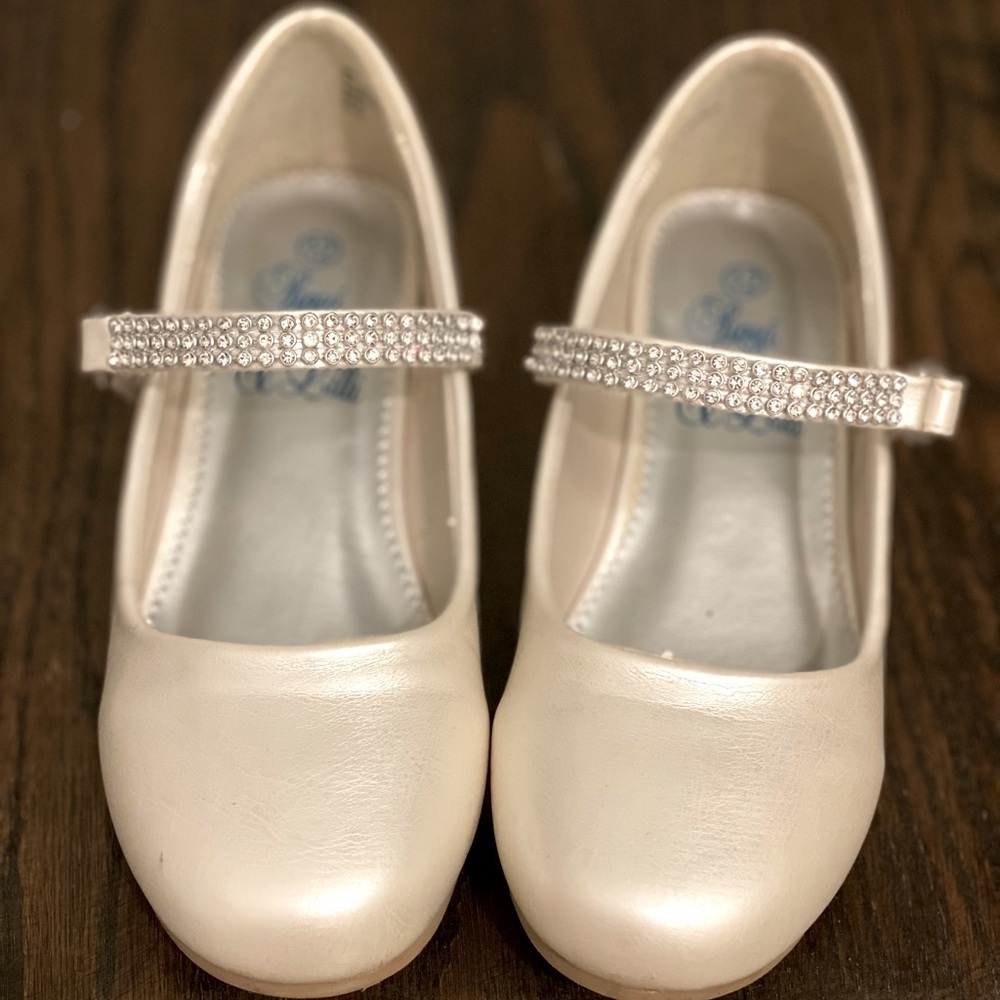 Swea Pea & Lilli Ivory “Mia” Mary Jane low heels for communion or party size 12